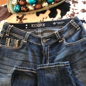 Rock and Roll Cowgirl size 32x34 skinny jeans